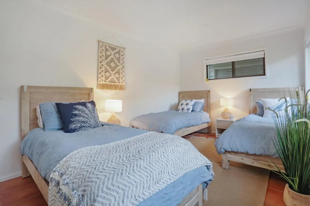 Rosie'S Seaview-Lake To Ocean View Merimbula 0*,