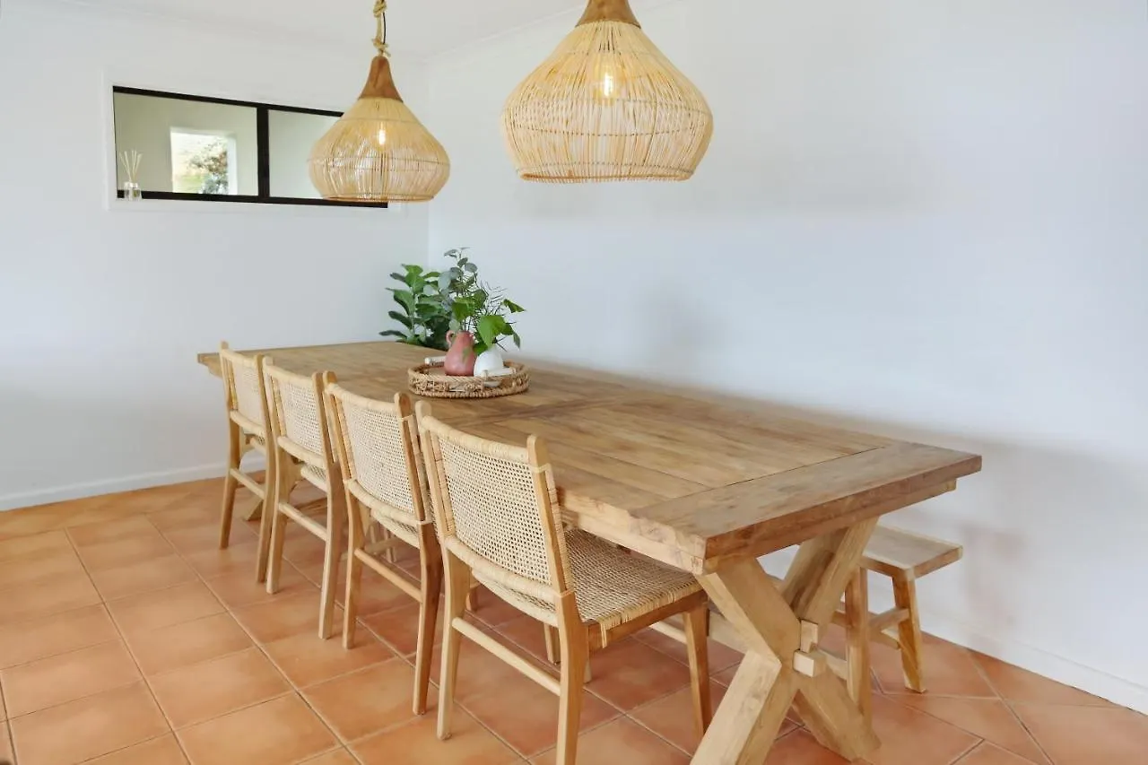 Rosie'S Seaview-Lake To Ocean View Merimbula Holiday home