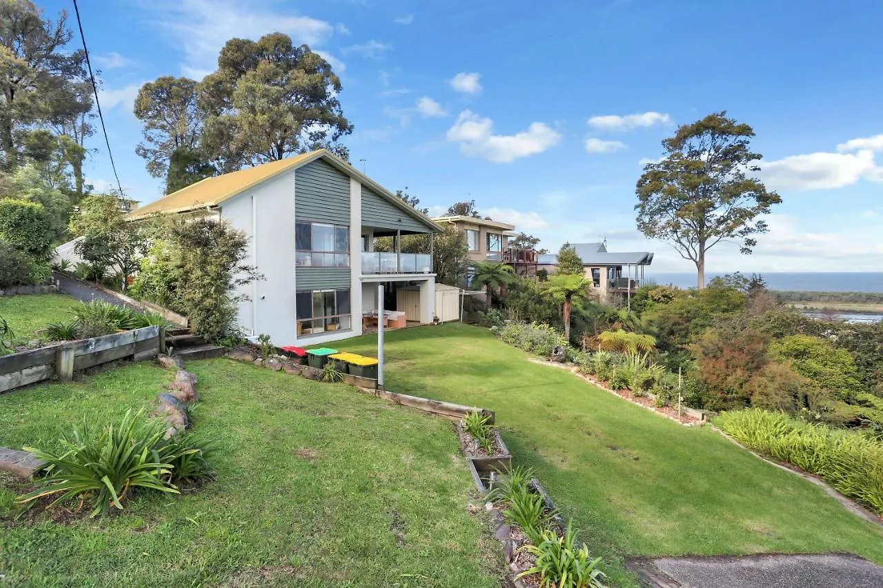 Rosie'S Seaview-Lake To Ocean View Merimbula 0*,  Australia