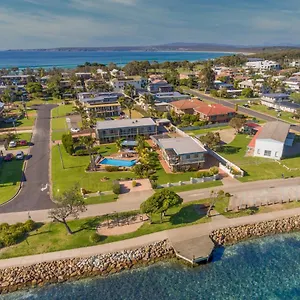 The Retreat Lakeside Merimbula